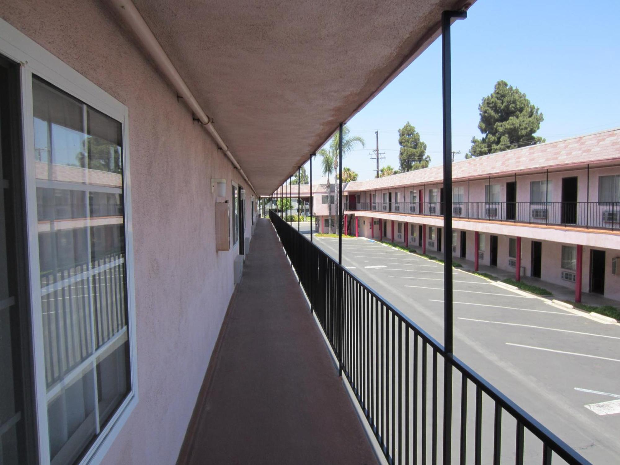 Welcome Inn & Suites Anaheim Exterior foto